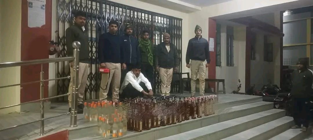 मद्य निषेध के तहत बड़ी कार्रवाई, 69 लीटर अवैध शराब बरामद